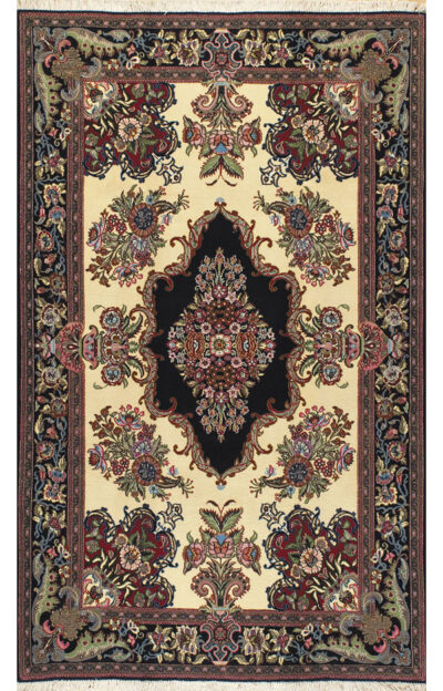 qum-iran-wool4M/01